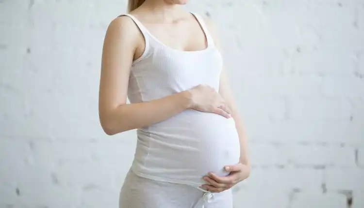 Tips Atasi Stretch Mark dengan Aman