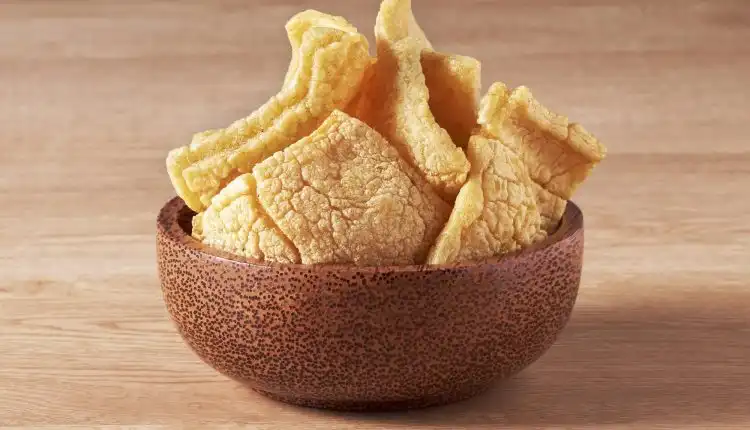 Penyuka Cemilan Kerupuk, Waspada Risiko Penyakit Ini